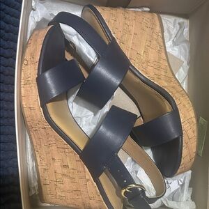 LC Lauren Conrad Navy and Tan Wedge Sandals
